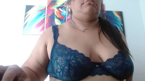 lady online show from March 3, 1:45 pm