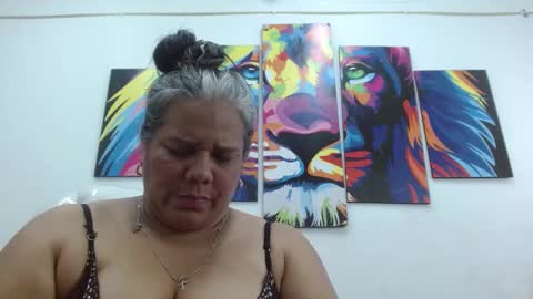 lady online show from February 18, 9:31 pm