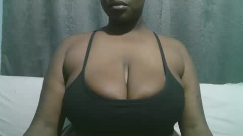 Snapshot of lady_dearra chatting on September 25, 2:29 am lady_dearra online show from September 25, 2:29 am