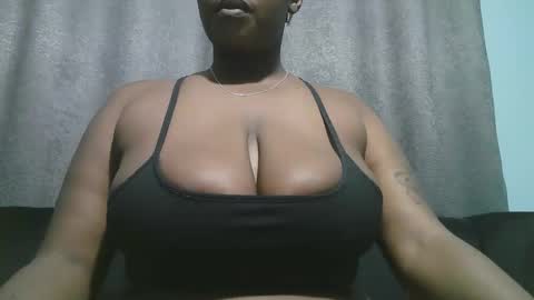 lady_dearra online show from January 7, 4:17 am