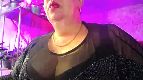 Lady Gloria online show from October 26, 5:41 am