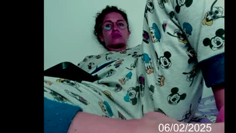 Snapshot of lady_jhana chatting on February 6, 12:04 pm Jhana online show from February 6, 12:04 pm