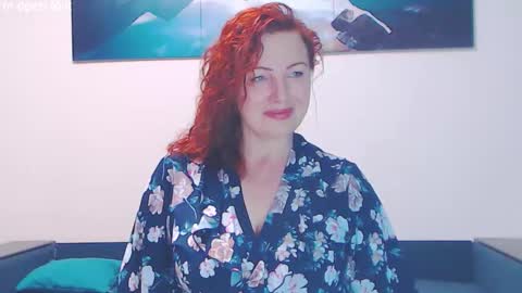Snapshot of ladyelizabeth777 chatting on September 29, 7:18 am Beth online show from September 29, 7:18 am