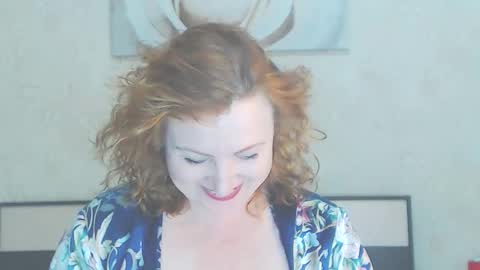 Snapshot of ladyelizabeth777 chatting on February 13, 1:26 pm Beth online show from February 13, 1:26 pm