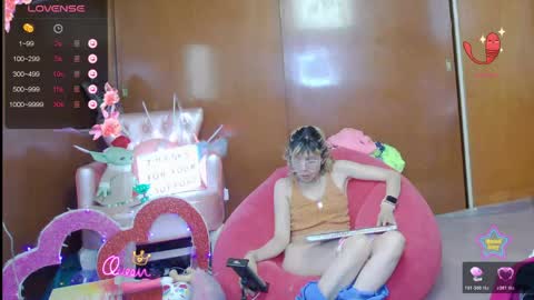 Skinnygirl online show from April 19, 12:22 am