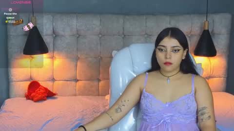Snapshot of laia_and_aloby chatting on September 29, 11:37 pm online show from September 29, 11:37 pm