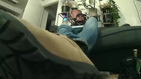 Snapshot of laidback_and_chill chatting on January 18, 1:18 pm Rick online show from January 18, 1:18 pm