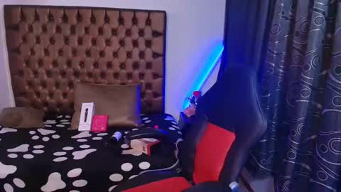 Camila online show from March 26, 9:42 pm