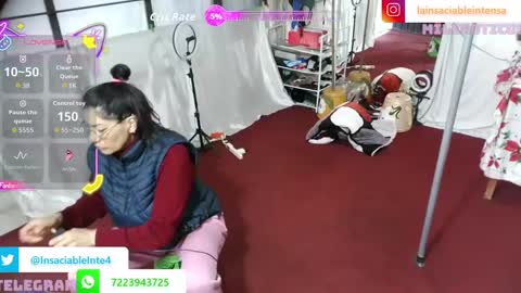 lainsaciableintensa online show from October 5, 1:30 pm