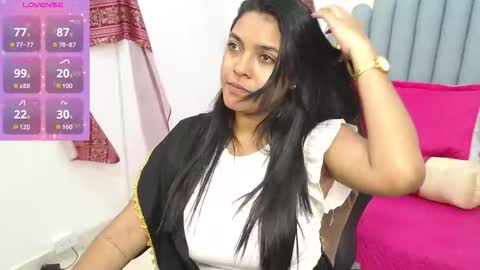 Snapshot of lakshmirani617378 chatting on September 23, 10:09 am Laskhmirani online show from September 23, 10:09 am