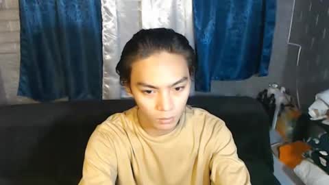 lalakinghugecock_2 online show from January 2, 2:02 pm