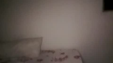 Snapshot of laly1010 chatting on November 2, 2:22 am laly1010 online show from November 2, 2:22 am