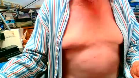 Snapshot of lamarbrazil chatting on March 7, 7:38 pm lamarbrazil online show from March 7, 7:38 pm