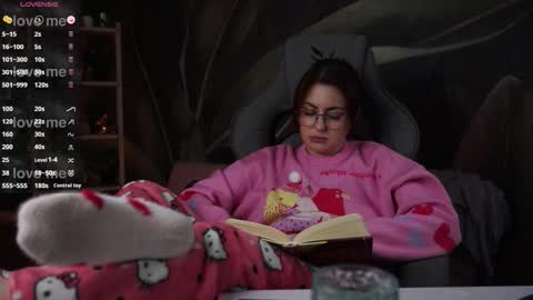 just call me Lana  and her security online show from October 19, 12:54 pm