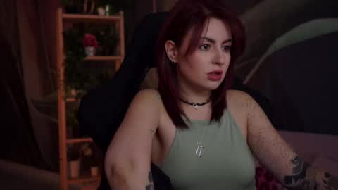 just call me Lana  and her security online show from September 18, 9:02 am