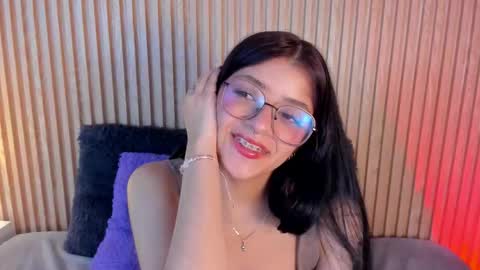 ... .          . ... online show from October 25, 1:22 pm