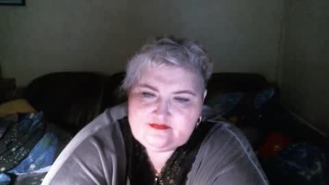 Snapshot of lanacat555 chatting on February 28, 10:50 pm lanacat555 online show from February 28, 10:50 pm