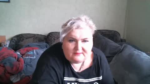 Snapshot of lanacat555 chatting on March 3, 10:06 am lanacat555 online show from March 3, 10:06 am