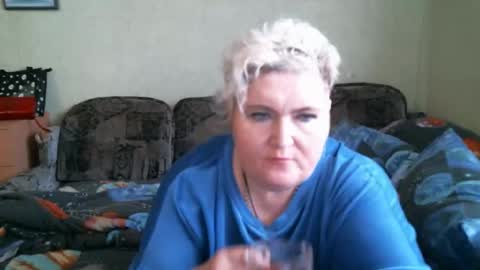 Snapshot of lanacat555 chatting on October 8, 12:11 pm lanacat555 online show from October 8, 12:11 pm