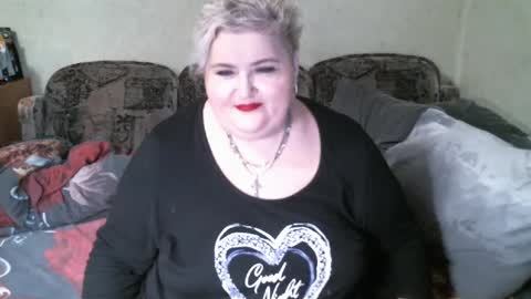 Snapshot of lanacat555 chatting on March 5, 7:27 pm lanacat555 online show from March 5, 7:27 pm