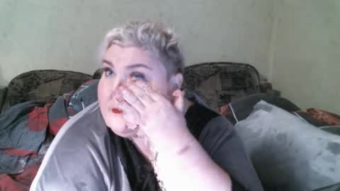 Snapshot of lanacat555 chatting on March 1, 5:05 pm lanacat555 online show from March 1, 5:05 pm