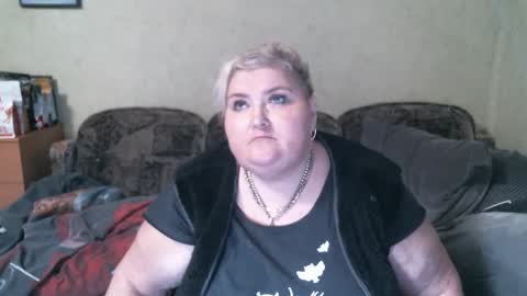 Snapshot of lanacat555 chatting on March 9, 7:05 pm lanacat555 online show from March 9, 7:05 pm
