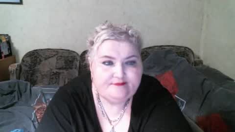 Snapshot of lanacat555 chatting on March 4, 10:16 pm lanacat555 online show from March 4, 10:16 pm