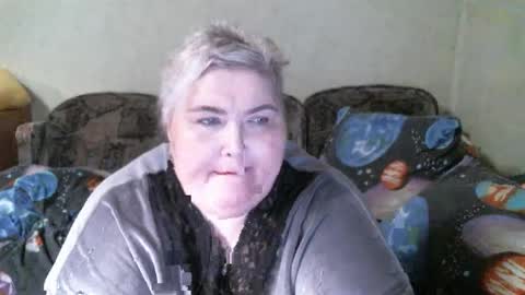 Snapshot of lanacat555 chatting on February 25, 8:11 pm lanacat555 online show from February 25, 8:11 pm