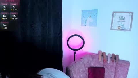 lanasin_ online show from January 17, 3:38 am