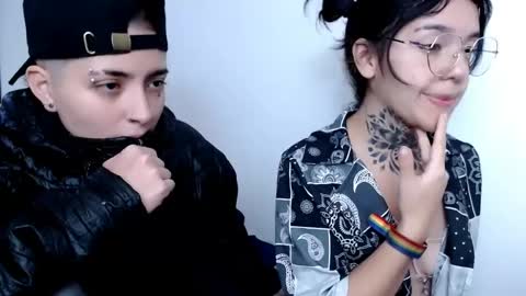 Snapshot of lannie_gonzales chatting on February 19, 2:01 pm LANNIE   online show from February 19, 2:01 pm