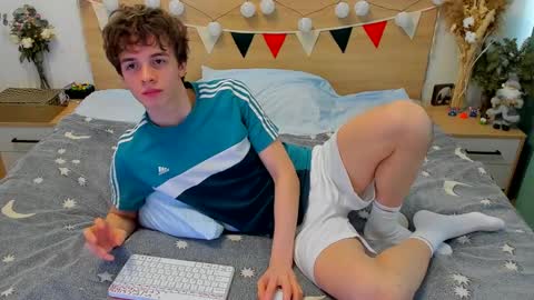 Fandi online show from February 24, 8:06 am