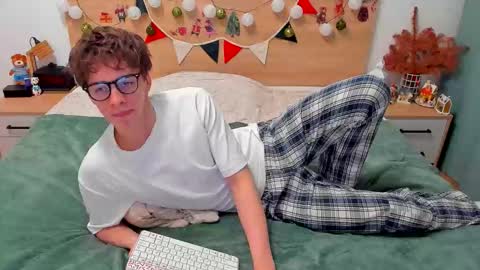 Fandi online show from December 18, 6:09 am