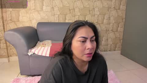 Snapshot of lapeligrosa_ chatting on February 5, 11:55 am lapeligrosa_ online show from February 5, 11:55 am