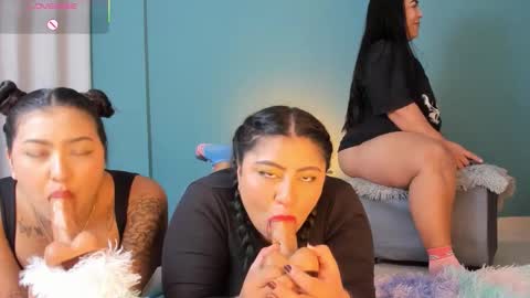 Snapshot of lapeligrosa_ chatting on September 10, 1:34 pm lapeligrosa_ online show from September 10, 1:34 pm
