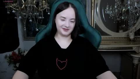 lara_benson_ online show from November 29, 10:56 am