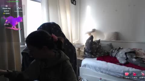 Lara online show from February 12, 1:04 pm