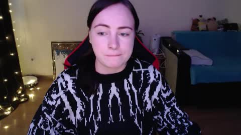 Laralianna online show from January 14, 7:05 am