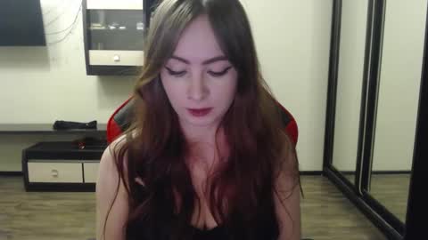 Laralianna online show from February 17, 9:54 pm