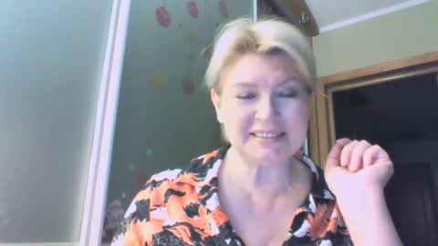 Snapshot of laramrs chatting on September 29, 4:06 pm laramrs online show from September 29, 4:06 pm