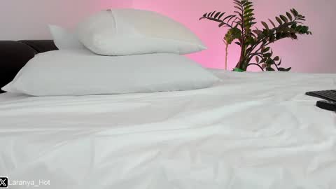 Lara online show from April 3, 11:28 am