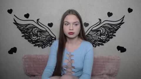 Snapshot of larapika chatting on October 14, 5:27 pm LaraPika online show from October 14, 5:27 pm