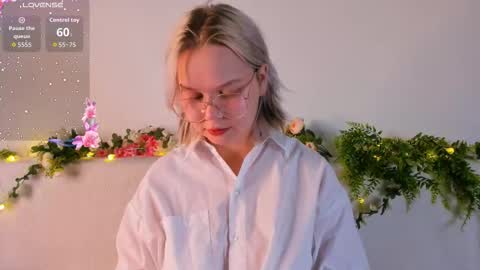 Rose online show from October 3, 5:32 pm