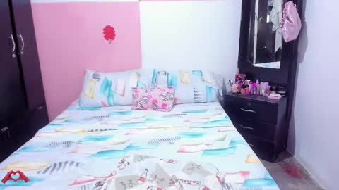 laris_park online show from October 28, 12:33 am