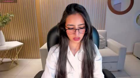 Snapshot of larisasmirnov chatting on October 21, 4:06 am Larisa Smirnov online show from October 21, 4:06 am