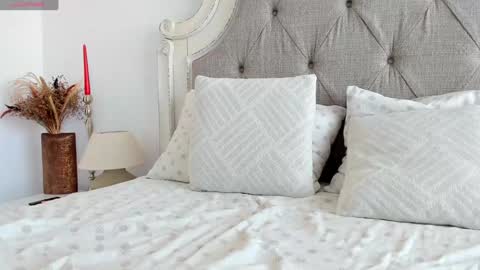 Larissa online show from March 7, 1:44 pm