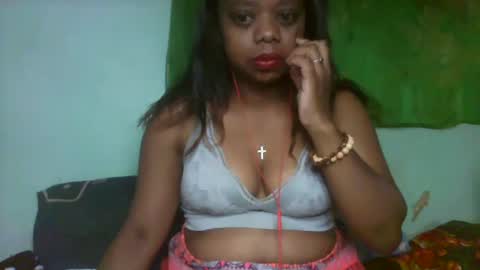 larissa645771 online show from March 17, 5:45 am