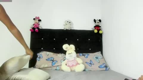 Snapshot of larissawilson chatting on February 28, 11:56 pm  L A R I S S A  online show from February 28, 11:56 pm