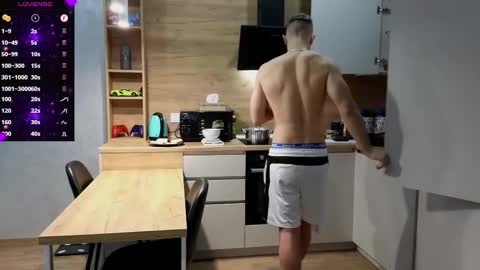 Lars online show from February 20, 11:43 pm