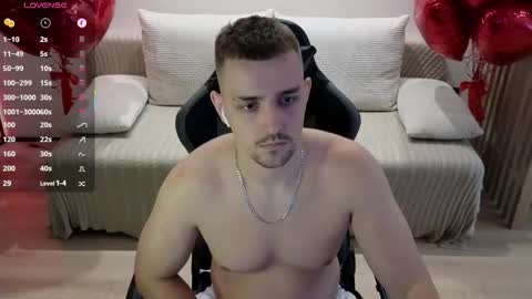 Lars online show from October 4, 9:34 pm