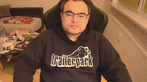 latexboy893 online show from December 22, 9:32 pm